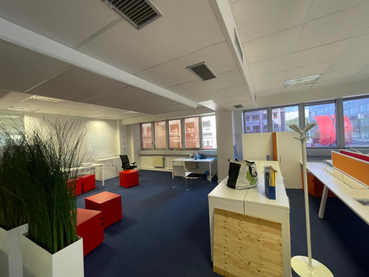 Bureau Fontenay-sous-Bois 894m² Location bureau Fontenay-sous-Bois Val-de-Marne OLBUR2423385 3